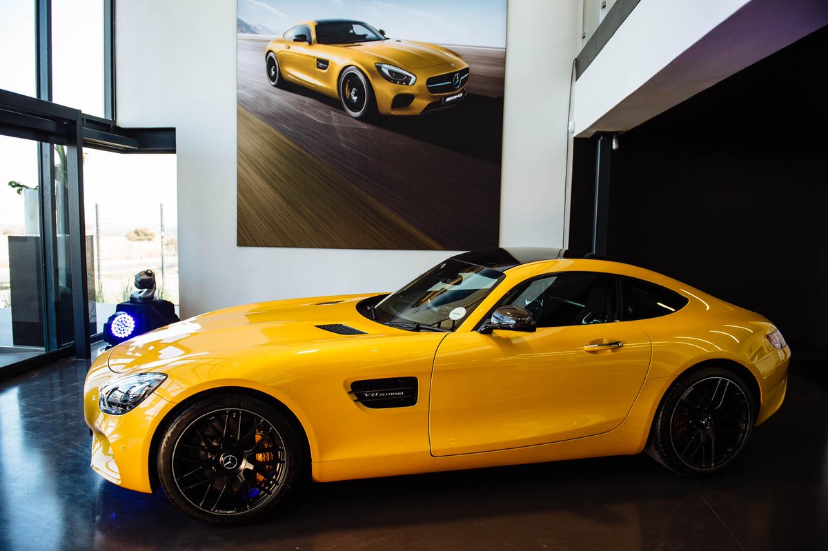MercedesBenz_SA's tweet photo. RT if this is your dream ride… #MyAMGGTS http://t.co/XFPls0uKS7 http://t.co/458W7DX0LW