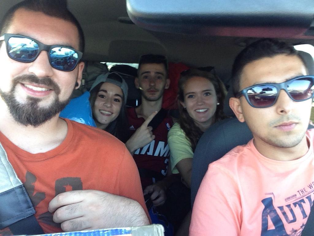 FerJimenezJota's tweet photo. Pal arenal niñoo http://t.co/7aRyhsT9ZO