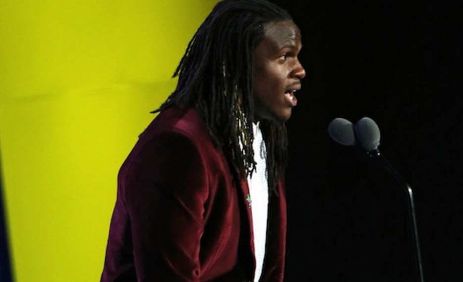 NFLonFOX's tweet photo. .@jcharles25 gave a great speech at the #SpecialOlympics - http://t.co/uOG9d9mAt8 http://t.co/PGlV7OpJwx