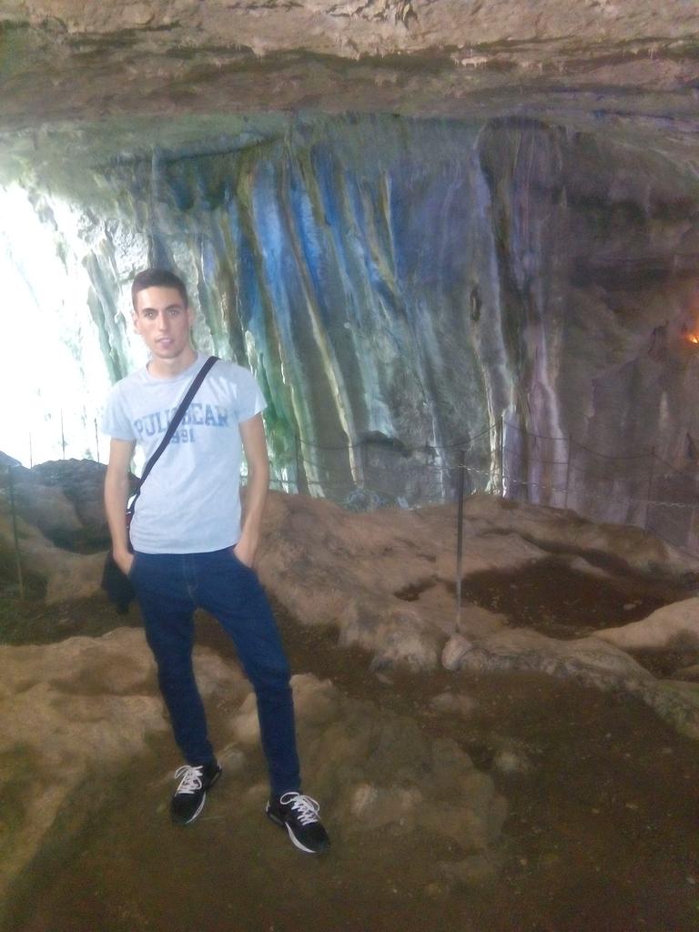 PepOnXx's tweet photo. La cueva de las brujas. Zugarramurdi. http://t.co/xbHroKMd2b