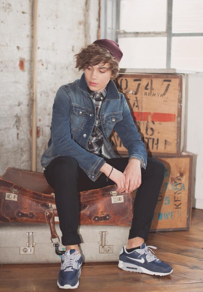 Happy 22nd Birthday to the amazing Mr George Shelley who can brighten anyones day with his charm     