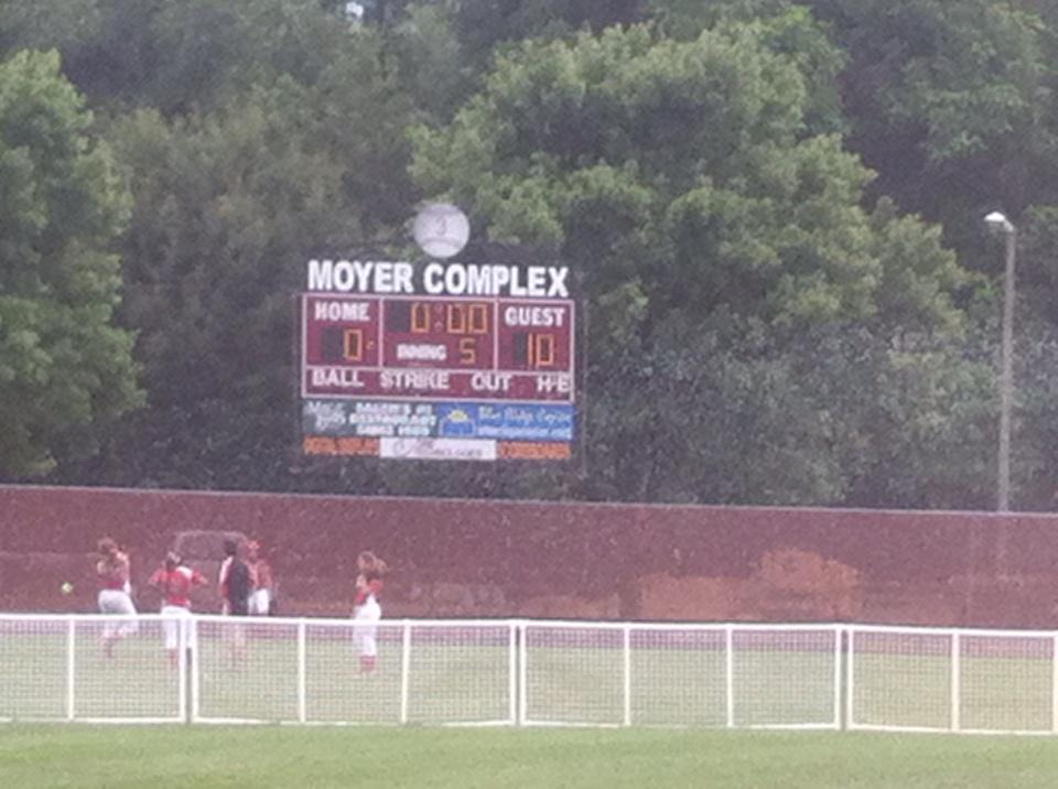 FastpichFan's tweet image. Olathe Rockets - Moppin strong start @ASAUSASoftball 14A Nationals 3 hit 8k 0w s/o by #17 Maryssa Rollin #RocketPower