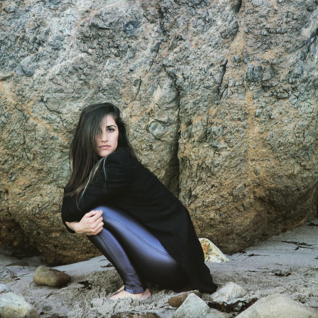 portalmusic_io's tweet image. The 1st single from @ryat's upcoming album #AltMode drops this Wednesday! Find out more at ryat.info ⚡️