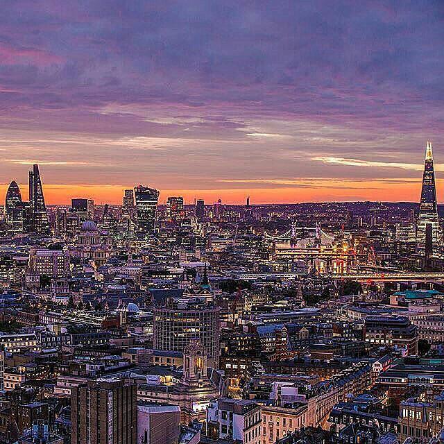 from <a href="/jeremyjauncey/">jeremyjauncey.eth</a> -  London in all its glory by my awesome brother <a href="/tomjauncey/">Tom Jauncey</a> 😊😊😊 #thelondonlifeinc_
