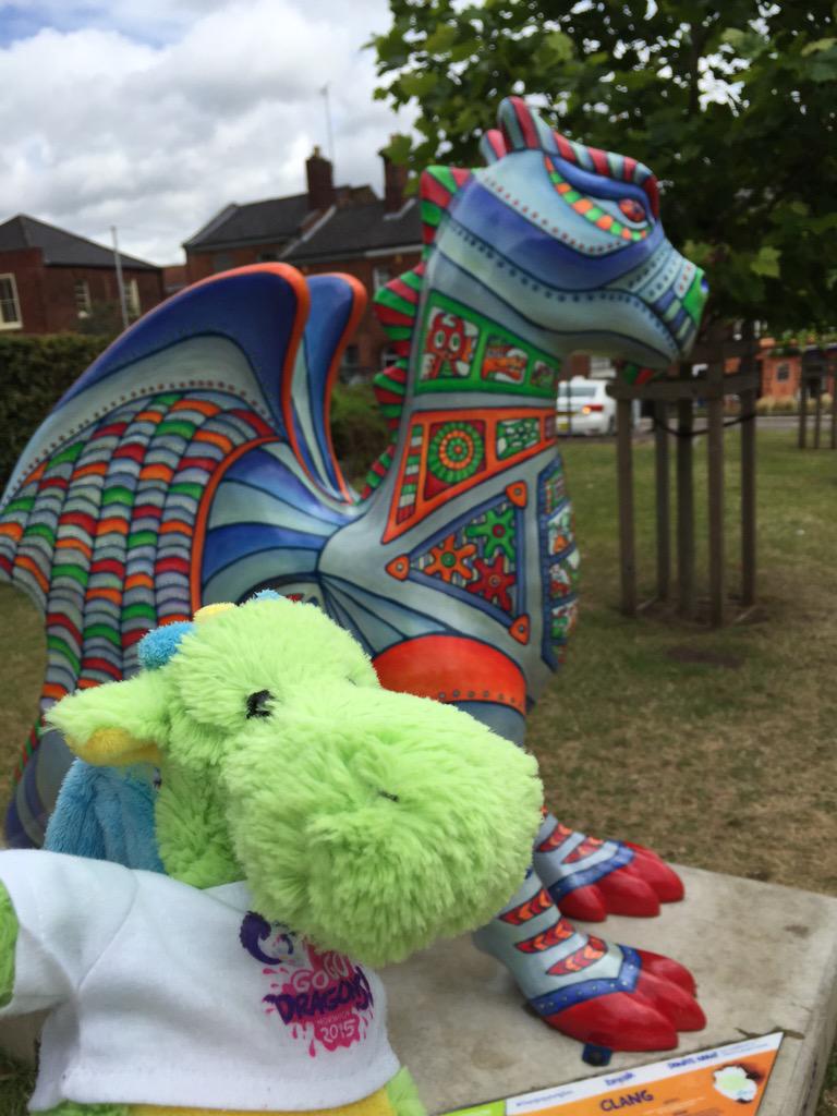 norbertdragon15's tweet photo. @GoGoClang @GoGoDragons2015 @norfolkbookworm http://t.co/hE2XVIipw5