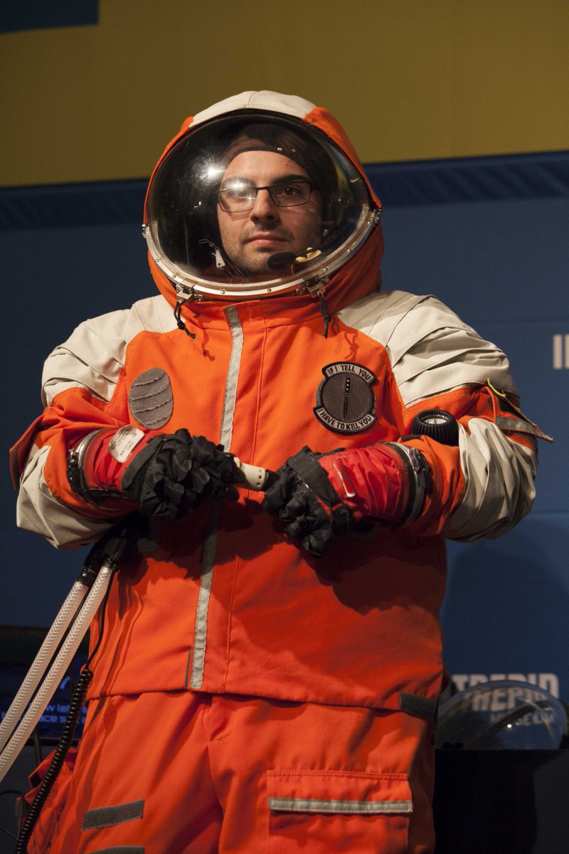 IntrepidMuseum's tweet image. A few more photos from #SpaceScienceFestival by @ErikaKapinPhoto! #space @billyosses @FFDSpaceSuits