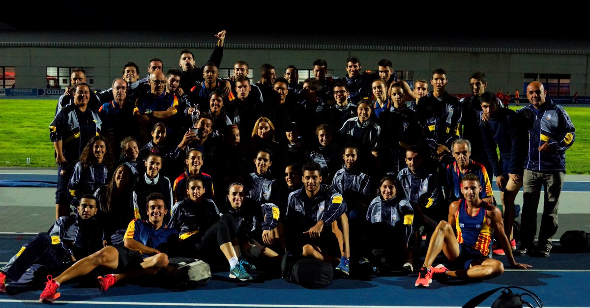 RaquelGlzCampos's tweet photo. Y un año más, somos la mejor comunidad del atletismo español! #Cataluña #Catalunya http://t.co/4bpYZnECTJ