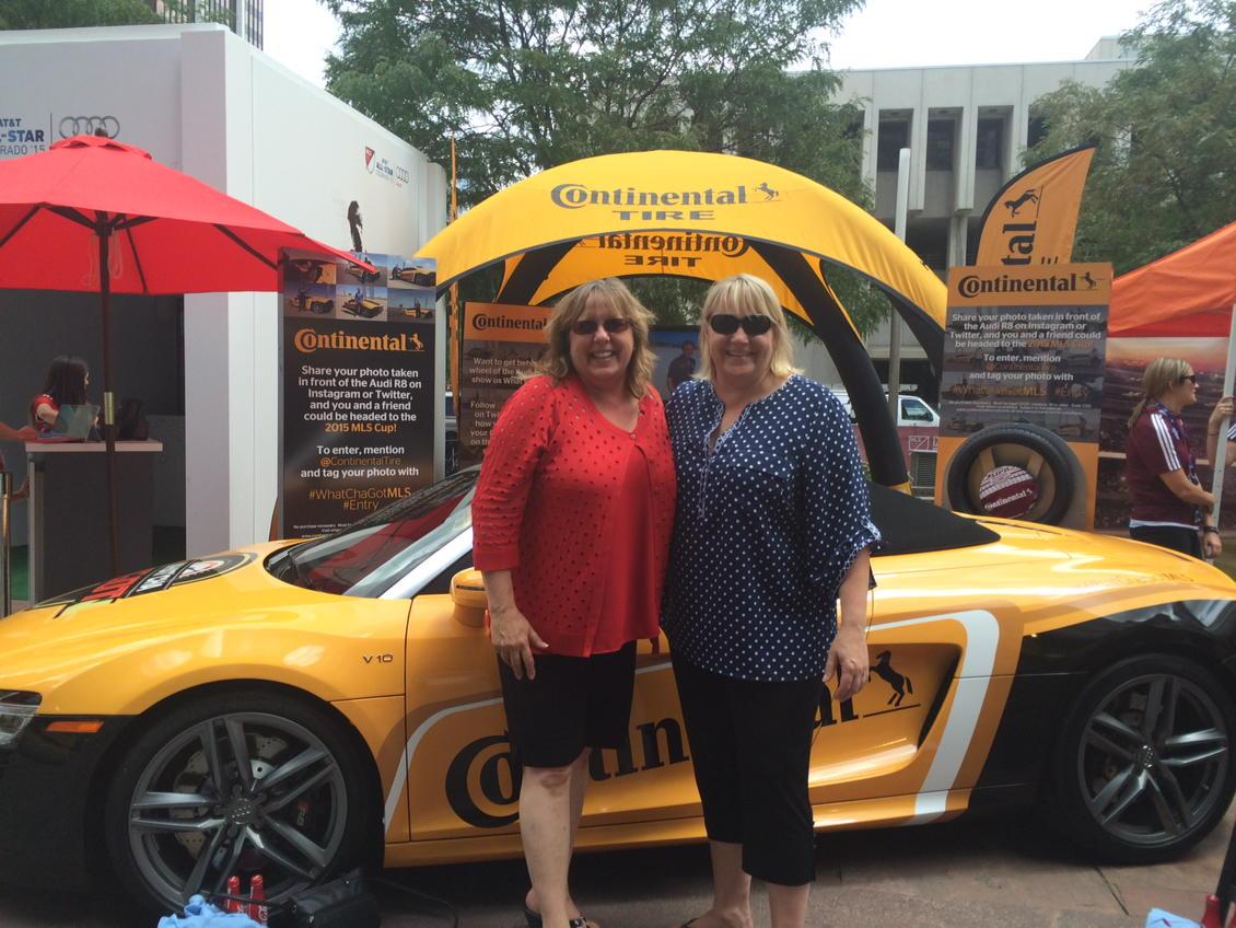 CathyDool's tweet photo. In Denver, Having fun   #whatchagotmls http://t.co/HEeI2CKaEH