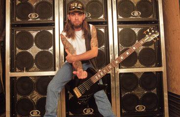 Happy birthday Rex Brown! One of the best kickass bass players ever, and bassist for my favorite band  