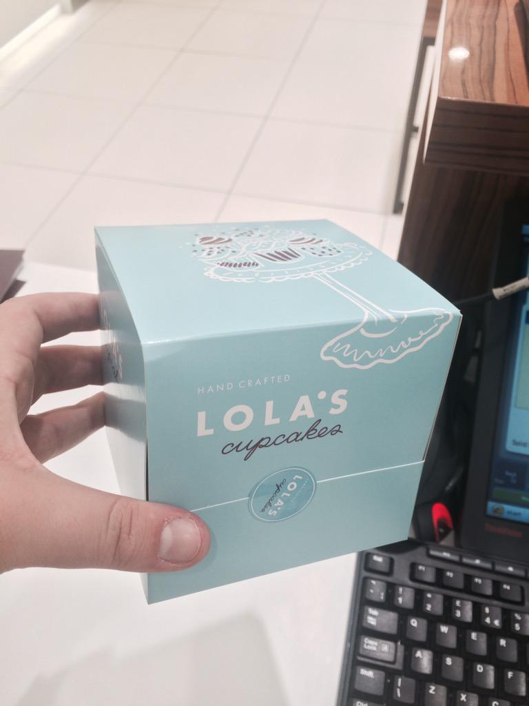 JayCeex3's tweet photo. Customer bought me this for helping her. YEAAHHH CUPCAKES @bicestervillage @Nhalseylux @jace_sawyer21 #LuxDoIt2015 http://t.co/IOT5KFxBTg