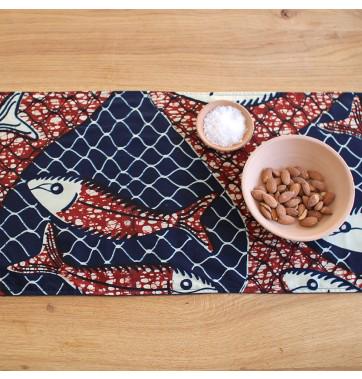 Love this fish hemp and #organiccotton table runner <a href="/AwamuTogether/">awamu-together</a> #ethical #socialenterprise buff.ly/1KtSKG5