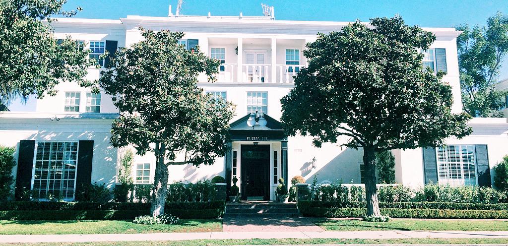 uscpiphi's tweet photo. Boom boom to 98 years in the City of Angels 💙👼🏼 happy birthday CA Gamma! http://t.co/ANmP2qNaWU