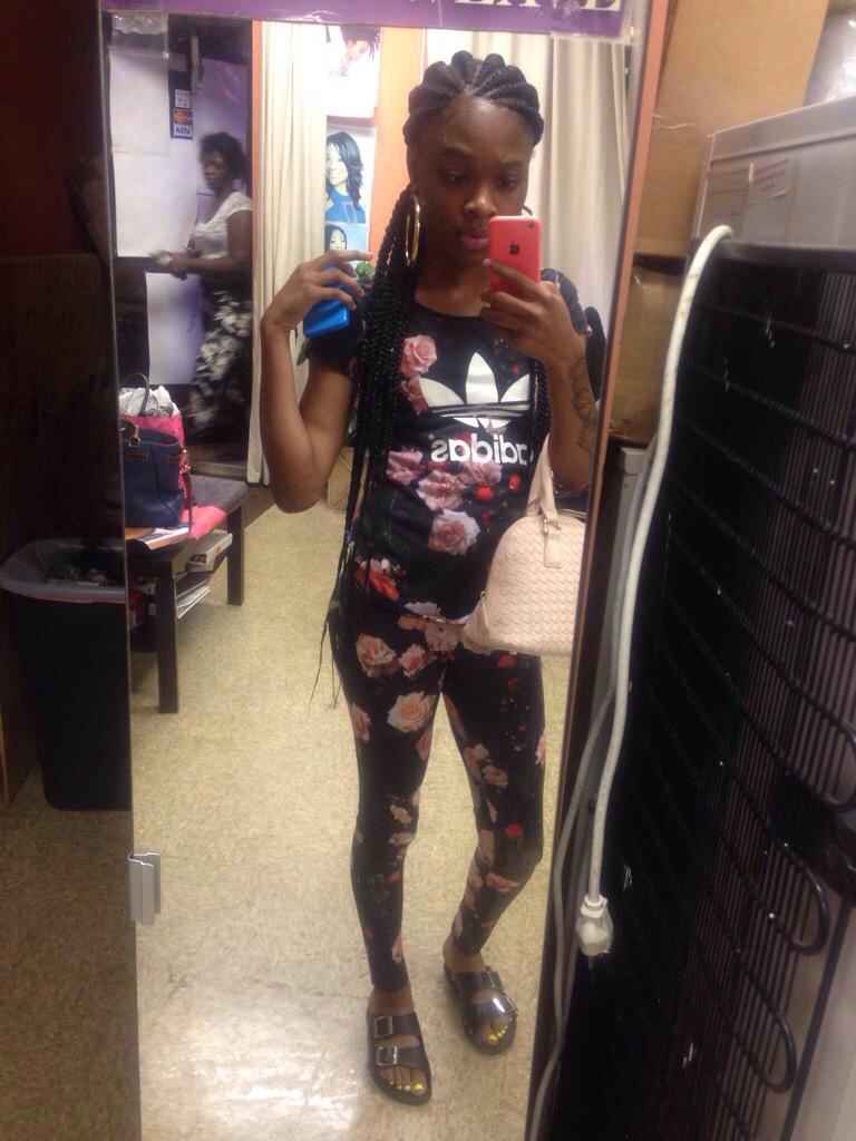 _Lantisss's tweet photo. Shit tight asf 😁😁😁 http://t.co/YUFZavJCZa