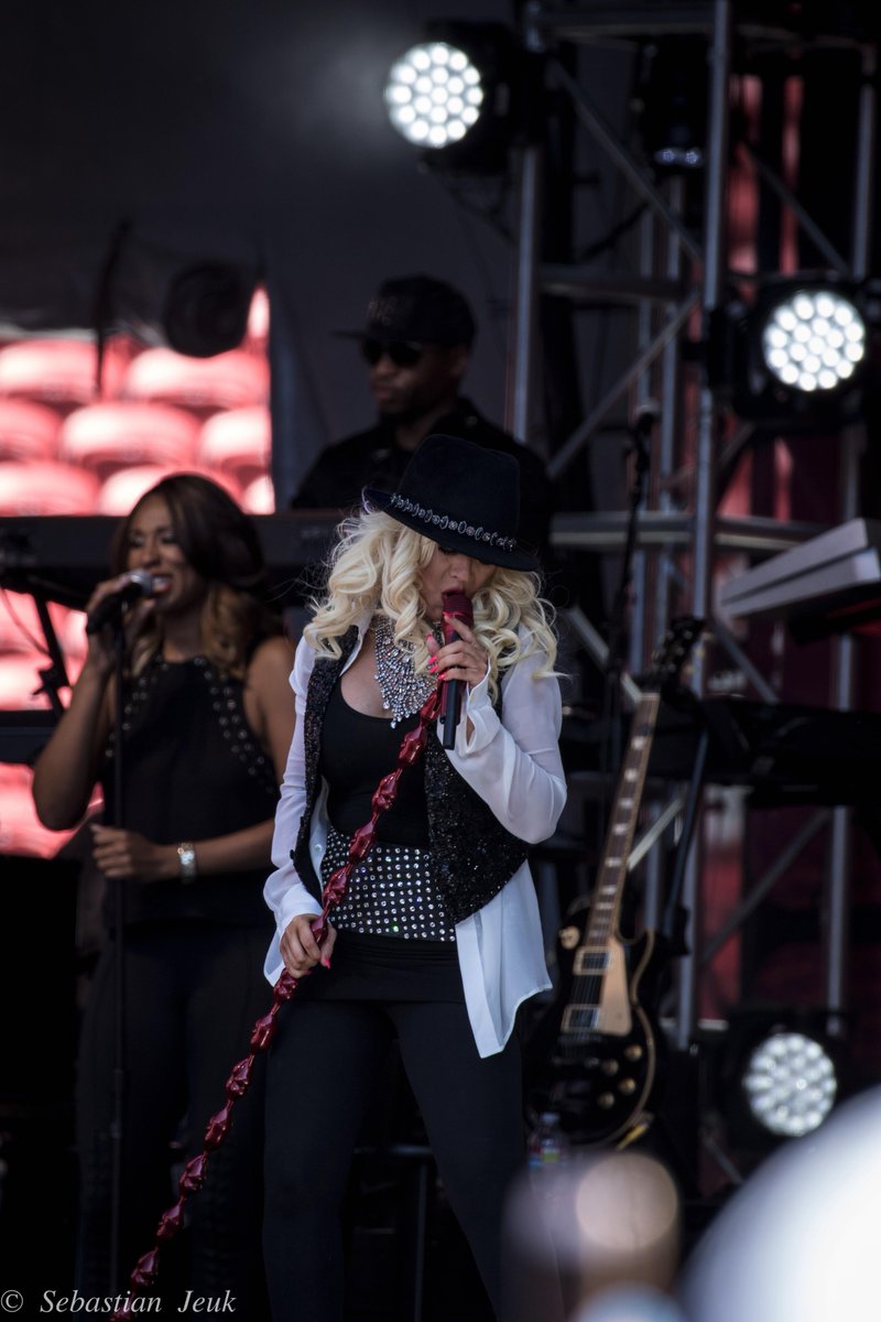 CloudSeb's tweet photo. Christina Aguilera at #CiscoRocks #WeAreCisco http://t.co/UHBAaGvo5a