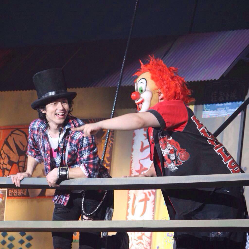 Mikomiko10293's tweet photo. #SEKAI NO OWARI
#知ってたらRT

0RT……だれ

10RT……みたことある

50RT……歌なら聞いたことある

100RT……大人気バンド

500RT……国民的有名バンド

1000RT……世界的有名バンド http://t.co/o8qRB3Cx91