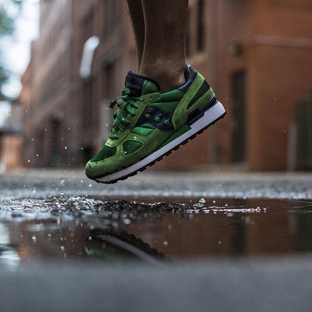 saucony shadow navy green