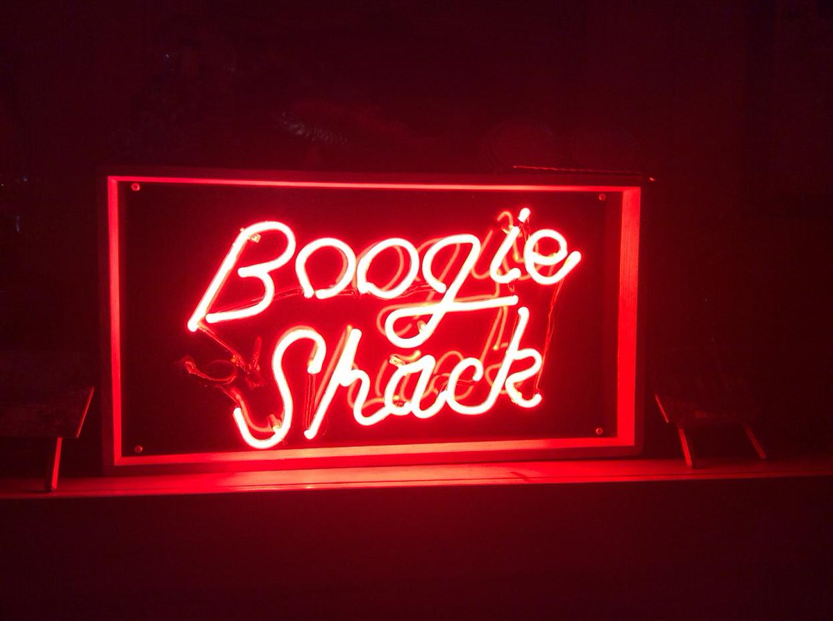 Dimple83's tweet image. Hey @KidRock hubby and I are hanging out her at the Boogie Shack.  Saw some pictures of you! Awesome place