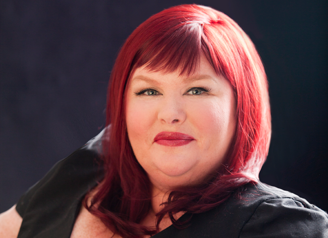 HAPPY BIRTHDAY CASSANDRA CLARE!! YOU ARE MY IDOL AND THANKS FOR THAT        