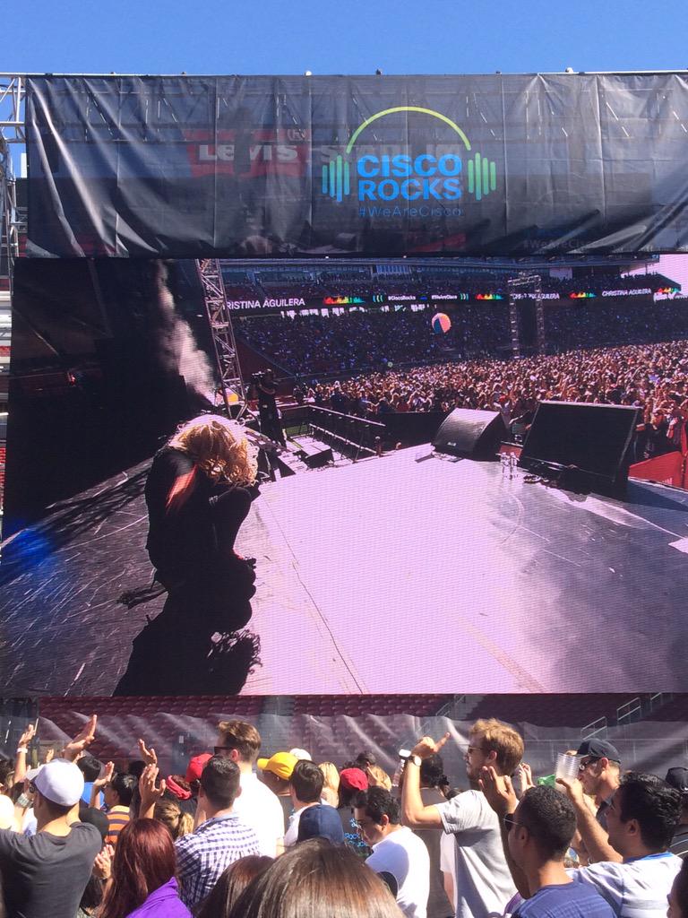 andygreencisco's tweet photo. @xtina sings #fighter at #ciscorocks #WeAreCisco #insidecisco @Cisco @CiscoUKI http://t.co/zfJJUW6tcx