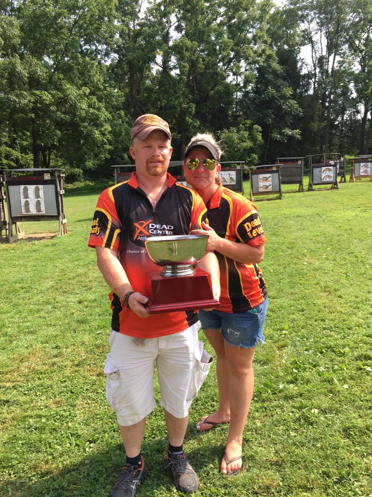 MissMcB76's tweet photo. 2015 Outdoor National male and female bowhunter freestyle champions!! @NFAAUSA #NFAA #TEAMDCAP #Mechanicsburg #PA http://t.co/LainT6r71A