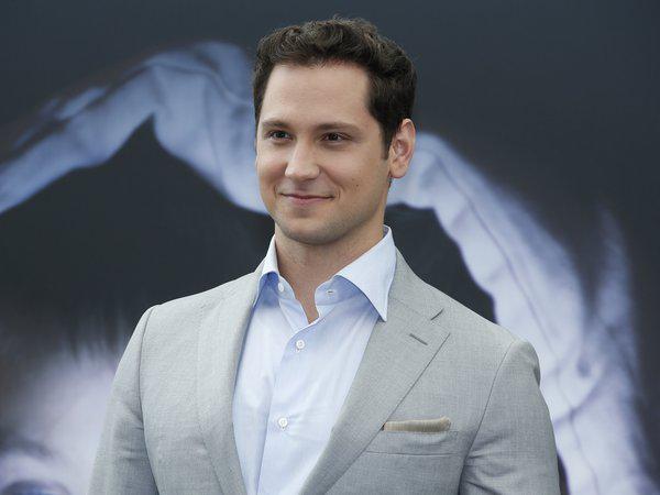 Feminismolizer's tweet image. What It&apos;s Like To Date As A Male Feminist, As Told By #MattMcGorry #KetherDonohue feminism.trendolizer.com/2015/07/what-i…