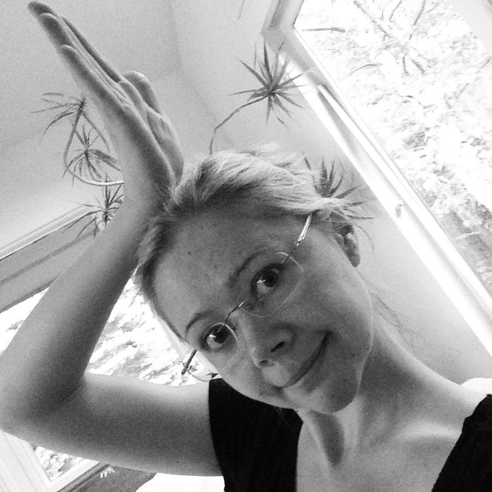 ViolettaHoops's tweet photo. Raising my #SharkFin #FExtinction http://t.co/qUSK7YEBus
