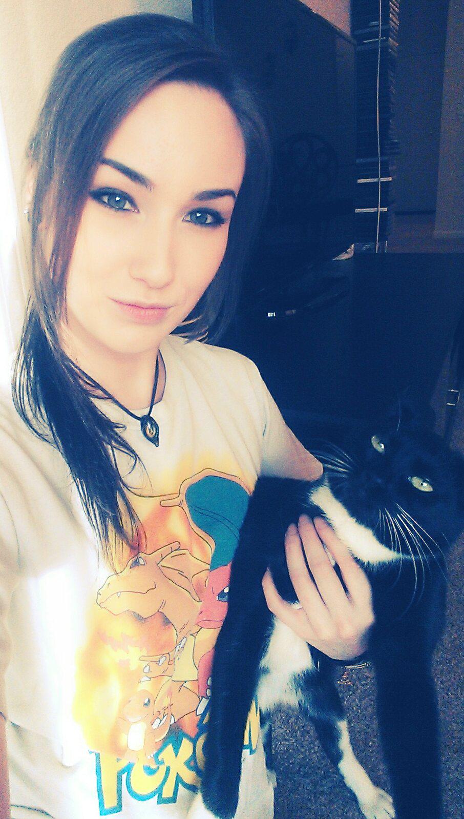 TW Pornstars ≫ BirdyLovesIt ≪. Twitter. I'm online for a bit!! Come