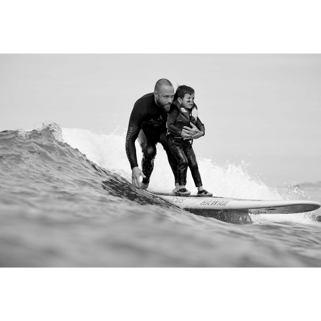 awalkonwater1's tweet image. RT if you support surf therapy for children with special needs!