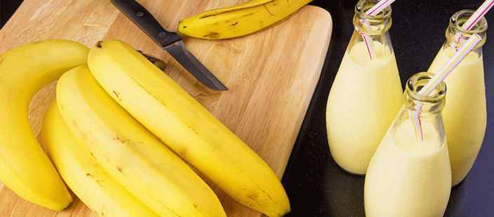 Mekarly's tweet image. This #Banana Breakfast #Shake is so delicious you might not even notice it's healthy, too. dld.bz/d6bcD