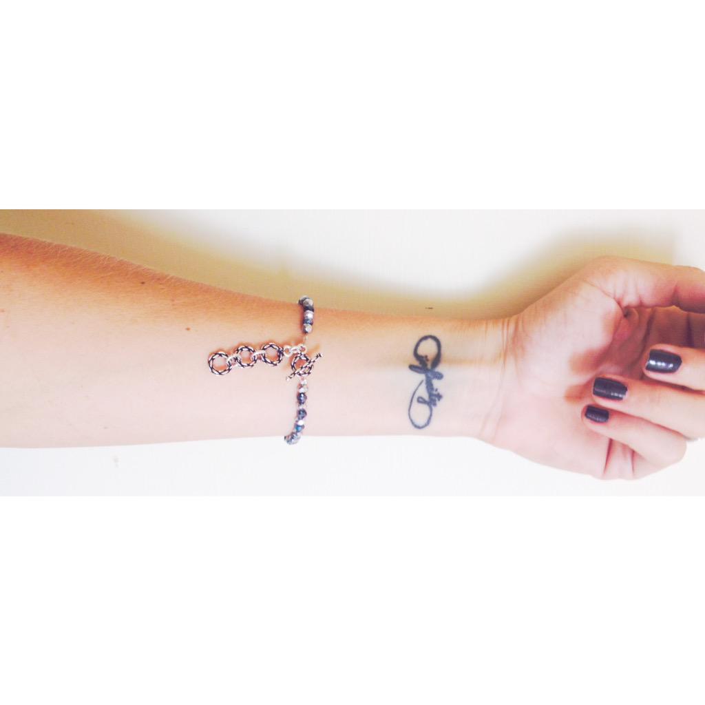 oz_lester's tweet photo. #bracelet #ozlester #jewelrymaker http://t.co/nOWV1fPBs1
