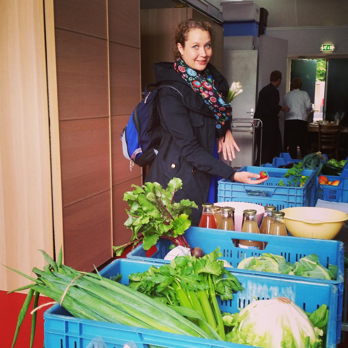 Week 3 van <a href="/Rechtstreex/">Rechtstreex</a> Parkwijk was een succes! Ook verse producten direct vd boer? bit.ly/1LMbSvU #lokaal