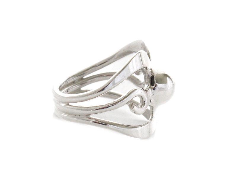 Silverringsshop's tweet photo. Sterling Silver Ring | Little Silver Gem ring | Silver Rings for her… https://t.co/kUTroikdpQ #RTOE1 #SterlingSilver http://t.co/UJFpjGxjPF