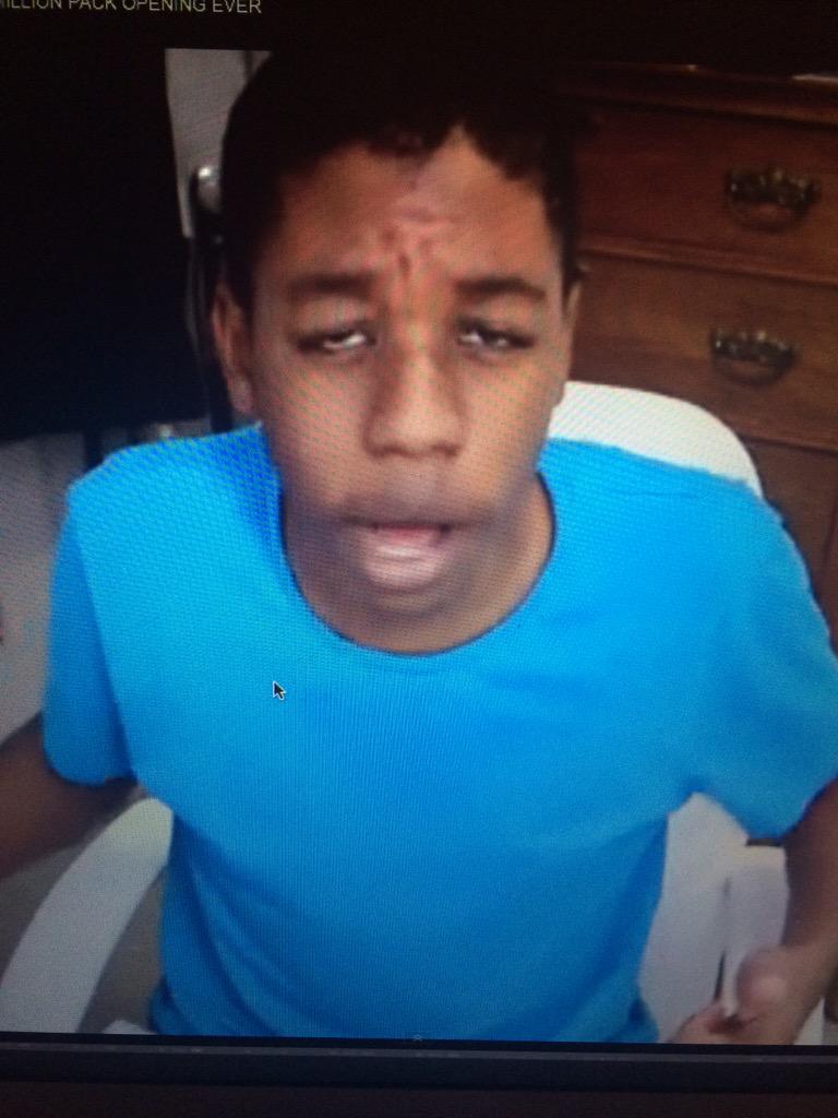 TheGMLFC's tweet photo. When @lifeofkodi busts inside Rachel http://t.co/L3b0xWIcRz