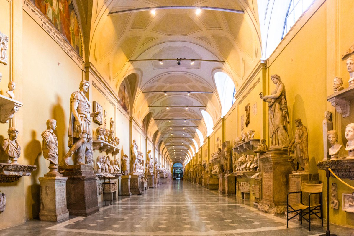 nodestinations's tweet photo. Night #tour of the #museivaticani has its perks! #Vatican #museum #Rome @city_wonders #CWTour http://t.co/D9nRq4GH09 http://t.co/3izprOKdvd