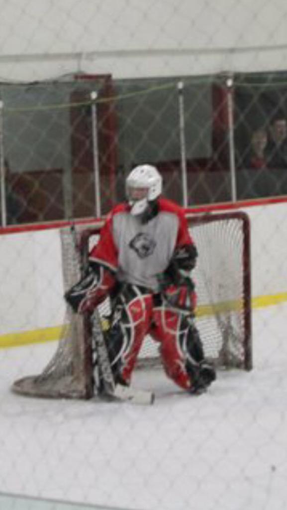 coreman14's tweet photo. @GoaliesNeverSay #RIPReebok http://t.co/Sj0Re85aTd