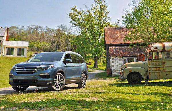 SpringHonda's tweet image. RT @drivingdotca HondaCanada's all-new 2016 Pilot makes a fine minivan stand-in. REVIEW: buff.ly/1J1wMsk