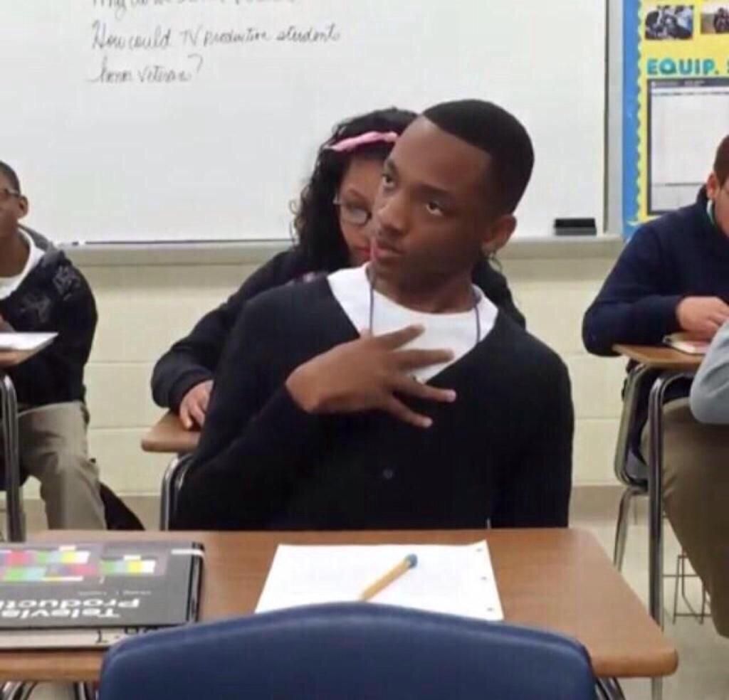 LARRY_4_LIFE's tweet photo. "It's not my fault they killed themselves"

#Catfish http://t.co/DRMNz85qZv
