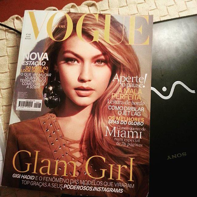 instaipanema's tweet image. A revista VOGUE Brasil faz a conexão 
Rio-Miami. 
Vale a pena conferir!
#fashion #designdi… ift.tt/1M6XHnw