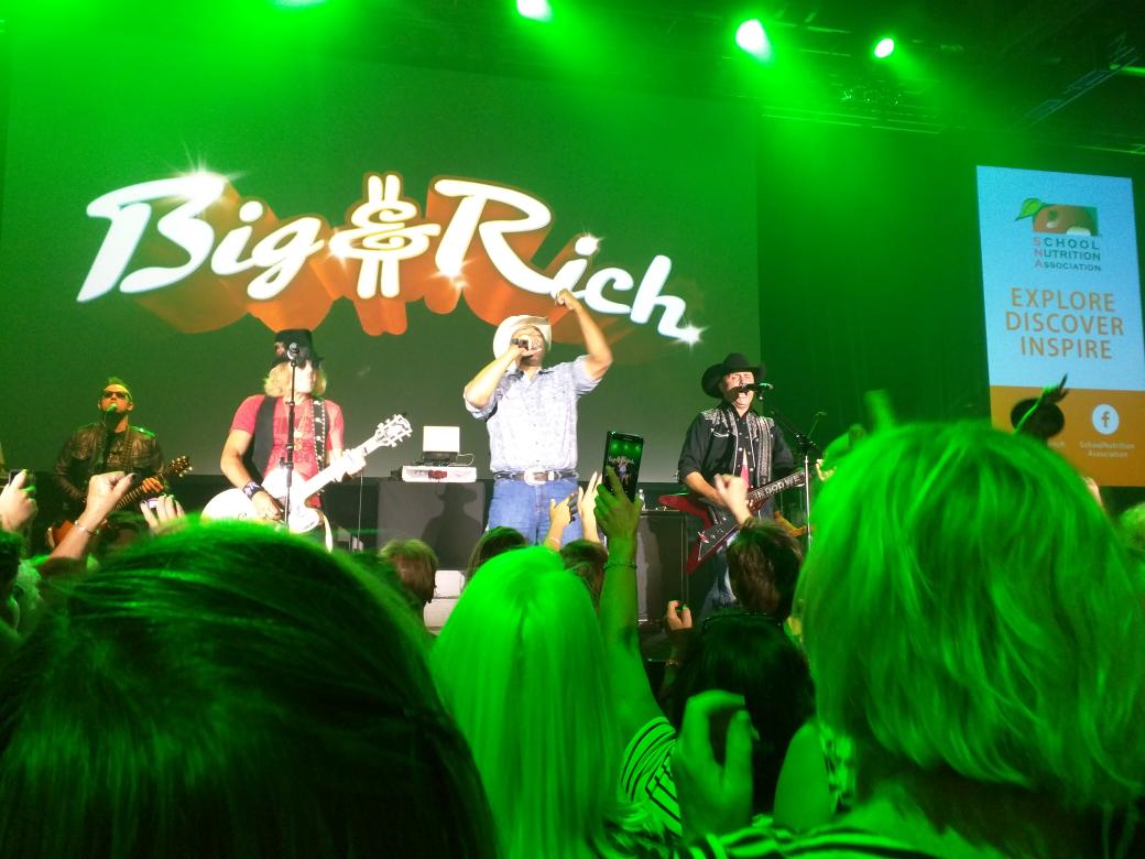 SchoolLunch's tweet photo. Getting rowdy with @bigandrich!! What a show! That's an #anc15 wrap! See you at #anc16 in San Antonio!! http://t.co/6KOq2gJgTA