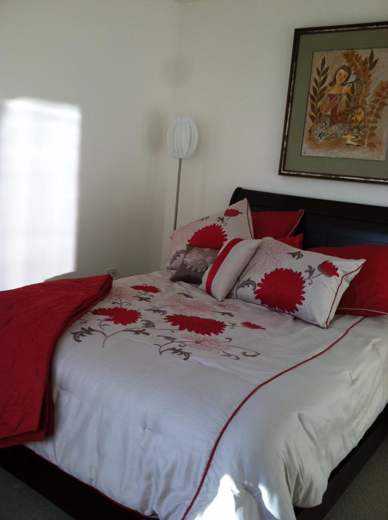 LadyAdelle's tweet image. @HomeStores #refreshmyroom #sweepstakes