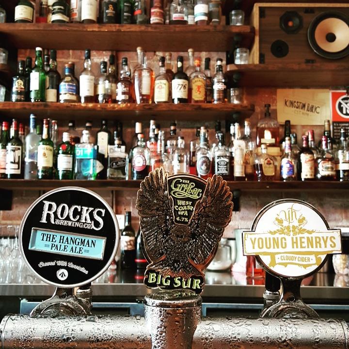 KingstonPublic's tweet photo. If I put @younghenrys cider on, the sun'll come out &amp; it'll feel like summer.. right?
#newtown #craftbeer #getincider http://t.co/Td3zGhugsb
