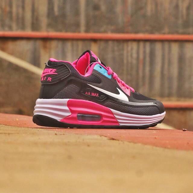 Nike air max premium, sz:37-40 idr 285rb freebox<3 <a href="/Fashion_Cewek/">Cek My Following ;)</a>
