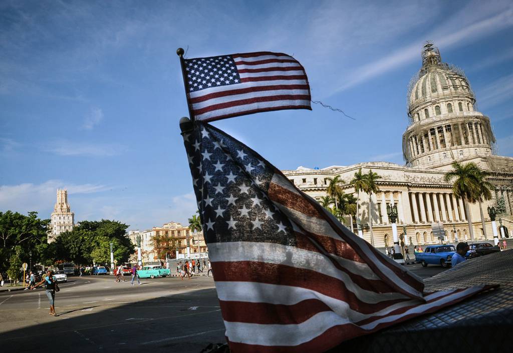 XHNews's tweet photo. #Cuban lawmakers spotlight need to defend national identity as opening up to U.S. pop cultural http://t.co/K6HMeiN4jz http://t.co/3Xe3XKUdNo
