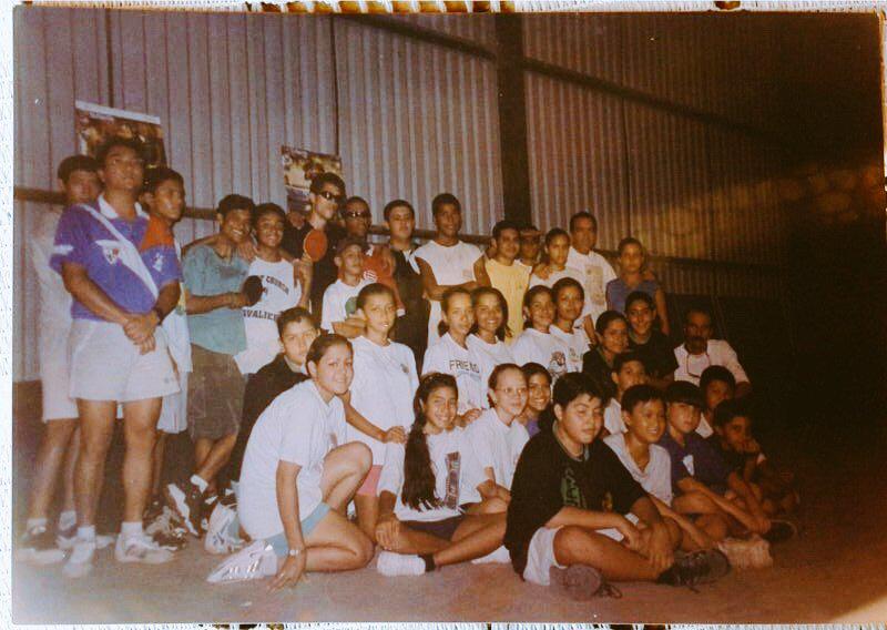 ArelysBustos's tweet image. NOSTALGIA=RECUERDOS al ver #JuegosDeportivosNacionales #CRC2015. EquipoTennisMesaSanta Cruz.Dando medallas.¿Nos ven?