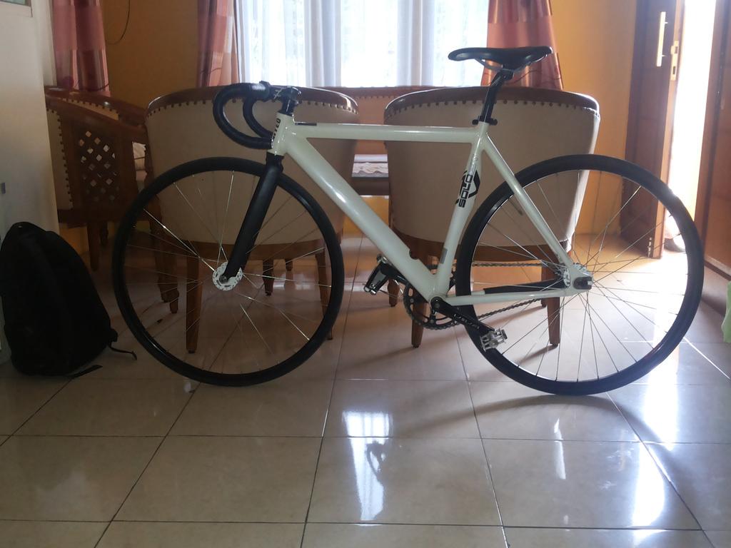 Hafizh_alireza's tweet photo. Wts frameset soloist 77 fork visp BU Price cp line:ha_reza16 thx #fnfjb #fpjb #rbjb http://t.co/ciSOYKyXZ1