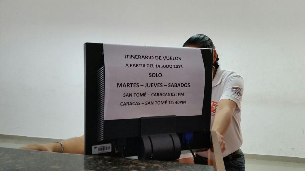 cmoncayoc's tweet photo. @el_pitazo No entiendo. Se amplían las rutas hacia donde? En San Tome disminuyen los viajes, antes eran diarios http://t.co/egImbN53x3