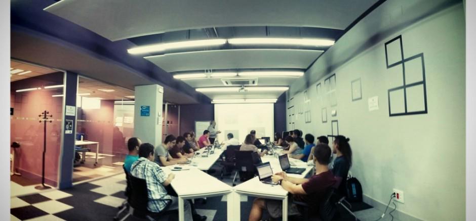 MadridEmprende's tweet image. ¿Conoces #MadridOnRails? centro especializado en innovación, coworking, networking, talleres, ow.ly/PG9C3