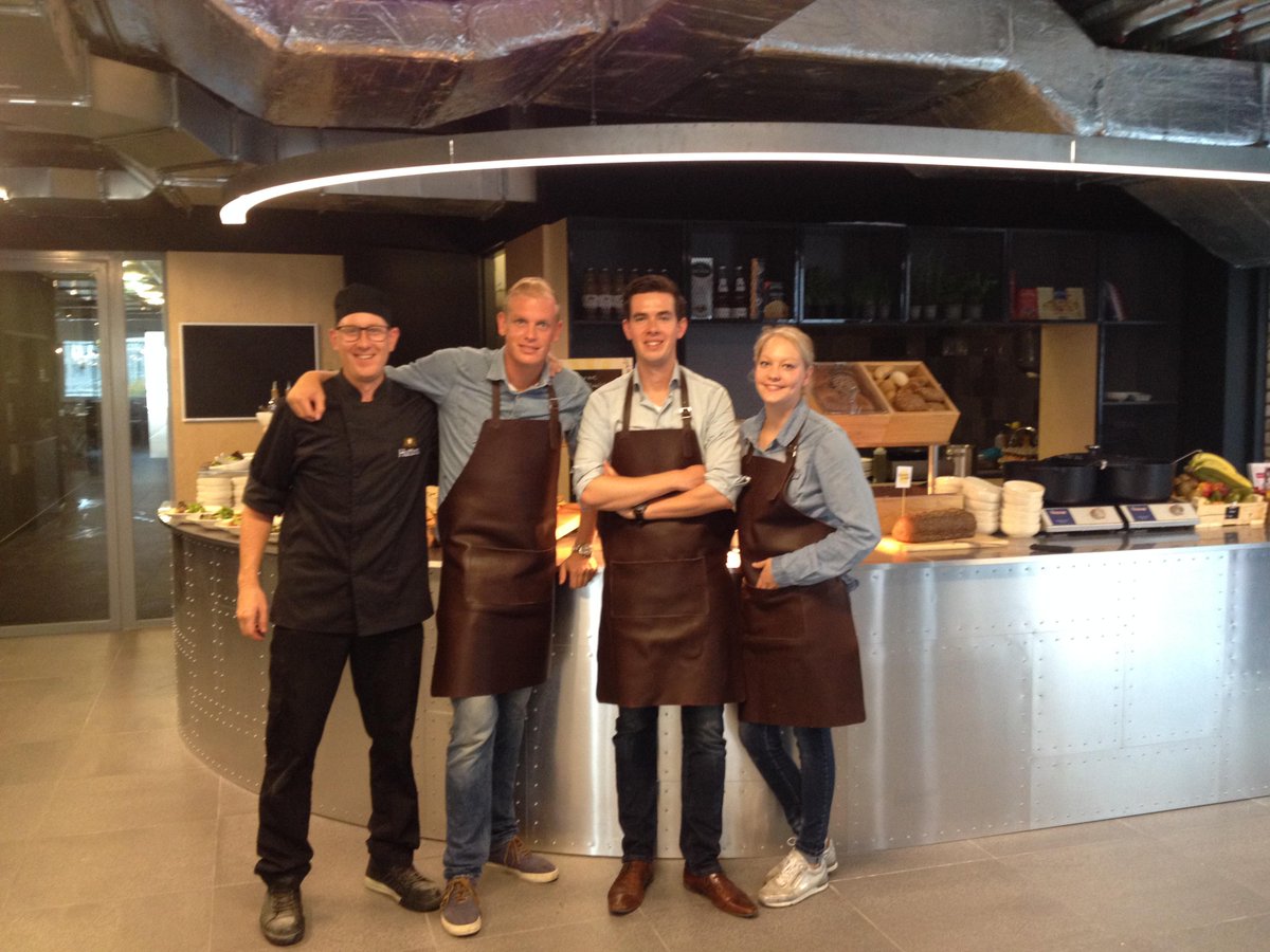 Vertrek jij binnenkort op vakantie vanaf Eindhoven Airport? Kom langs bij <a href="/LUCHTRUIM040/">LUCHTRUIM</a>. blog.hutten.eu/artikel/luchtr…