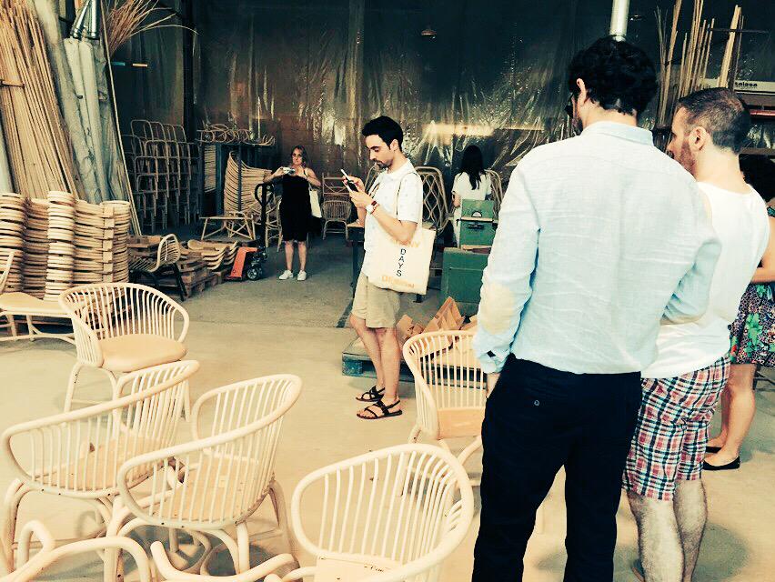 Red_Diseno_FMRE's tweet photo. Meeting with @Expormim artisans in Valencia! #SunnyDesign 😎 #bloggerstour #sunnydesigndays #Redmembers #rattan http://t.co/Cl3dwq6CaL