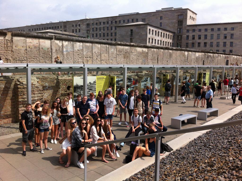 KimberleyHist's tweet photo. At a section of the Berlin Wall. Fascinating morning, now lunch in Potsdamer Platz before the Olympic Stadium. http://t.co/mzrXa3kLD3